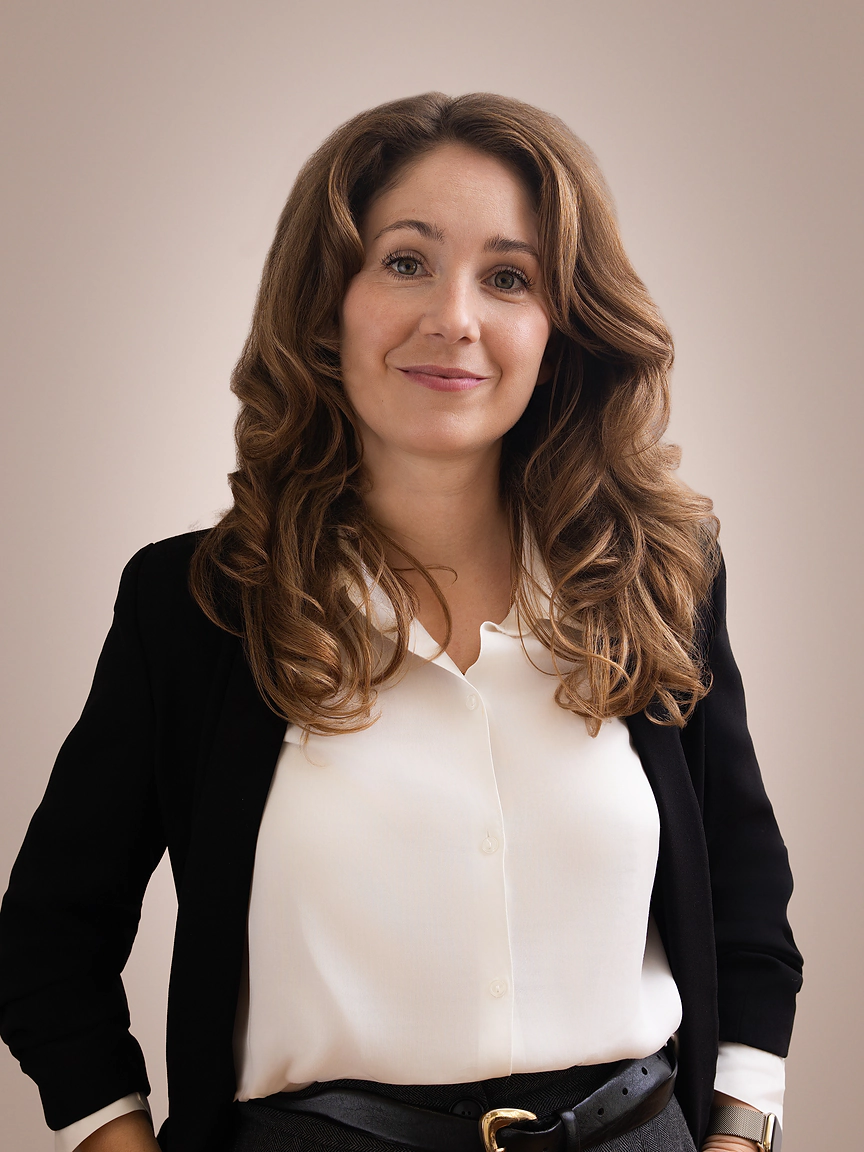 Nika Mavri, prokuristka družbe NAZA d.o.o. in vodja administracije, portret